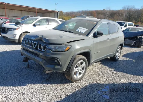 2023 Jeep Compass Latitude 4X4 from USA, damaged, VIN 3C4NJDBN7PT510717
